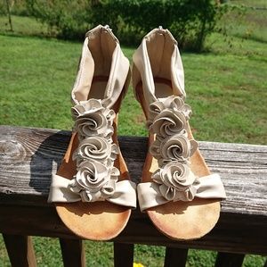 Patrizia Flower Wedges